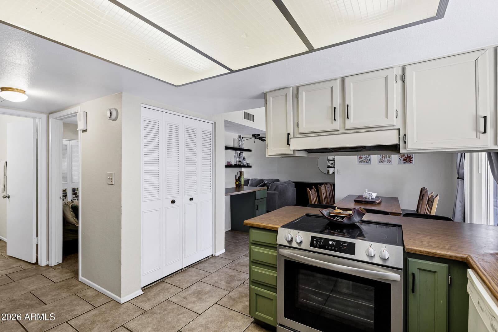 4648 W CONTINENTAL Drive, Glendale, AZ 85308 — photo 12 of 32