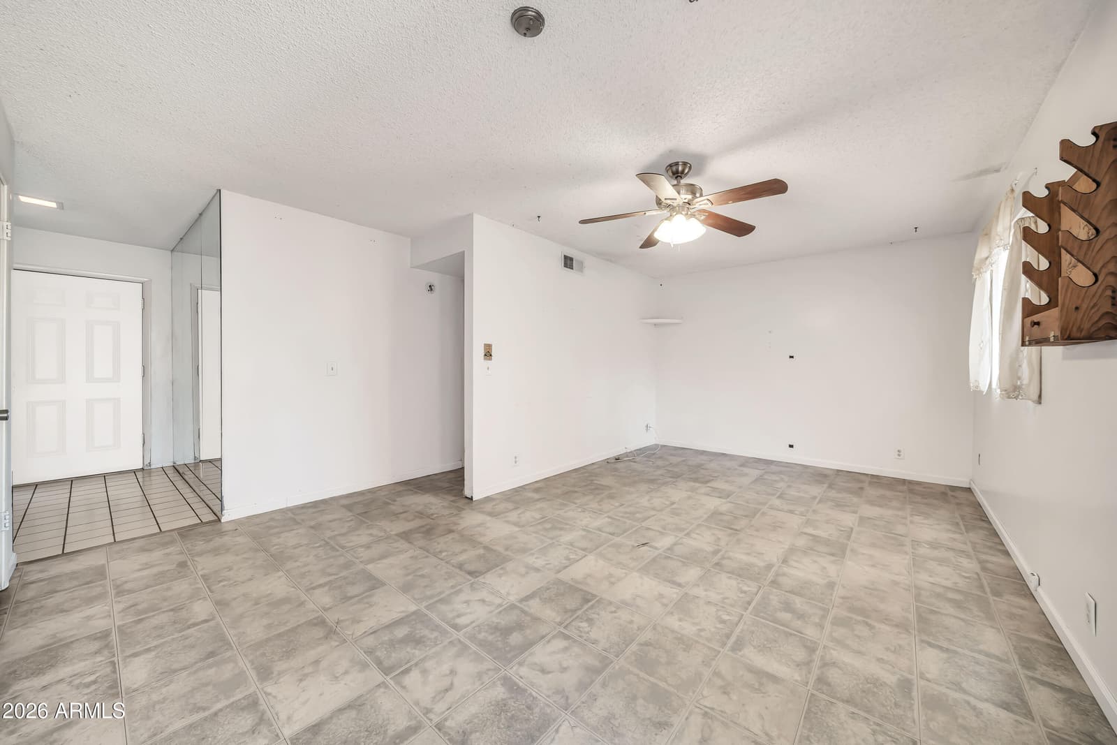 14626 N 59TH Drive, Glendale, AZ 85306 — photo 6 of 35