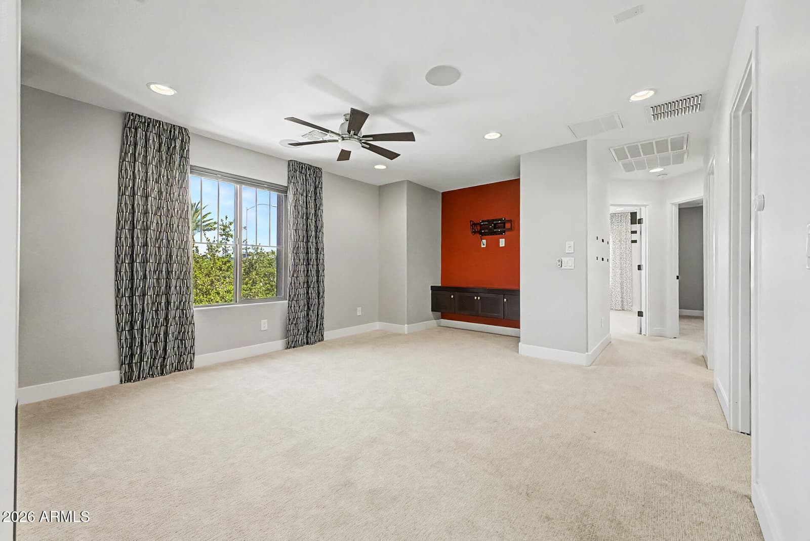 8251 E Impala Avenue, Mesa, AZ 85209 — photo 4 of 21
