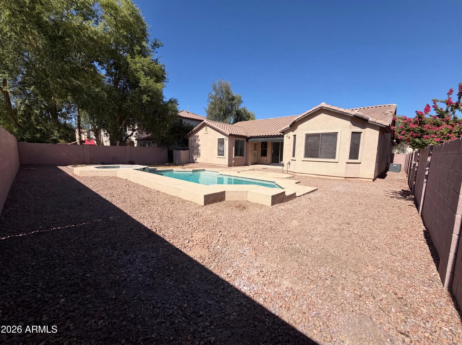 550 S EMERSON Street, Chandler, AZ 85225 — photo 5 of 34