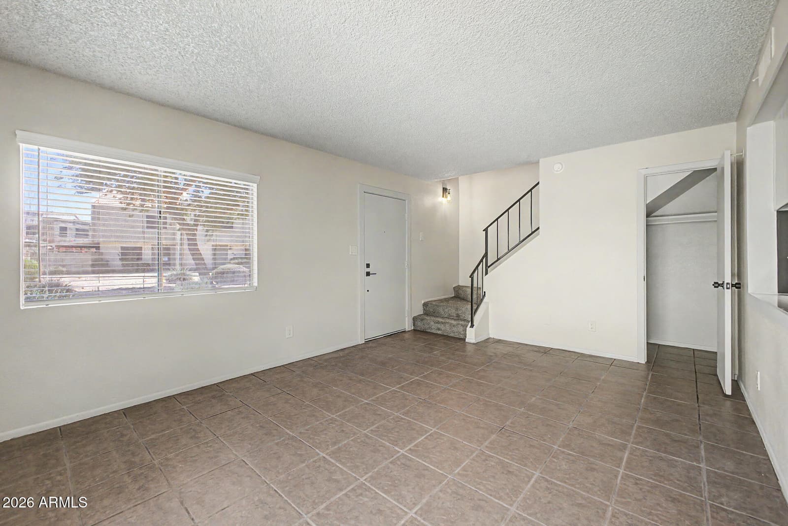 5981 N 48TH Drive, Glendale, AZ 85301 — photo 5 of 26