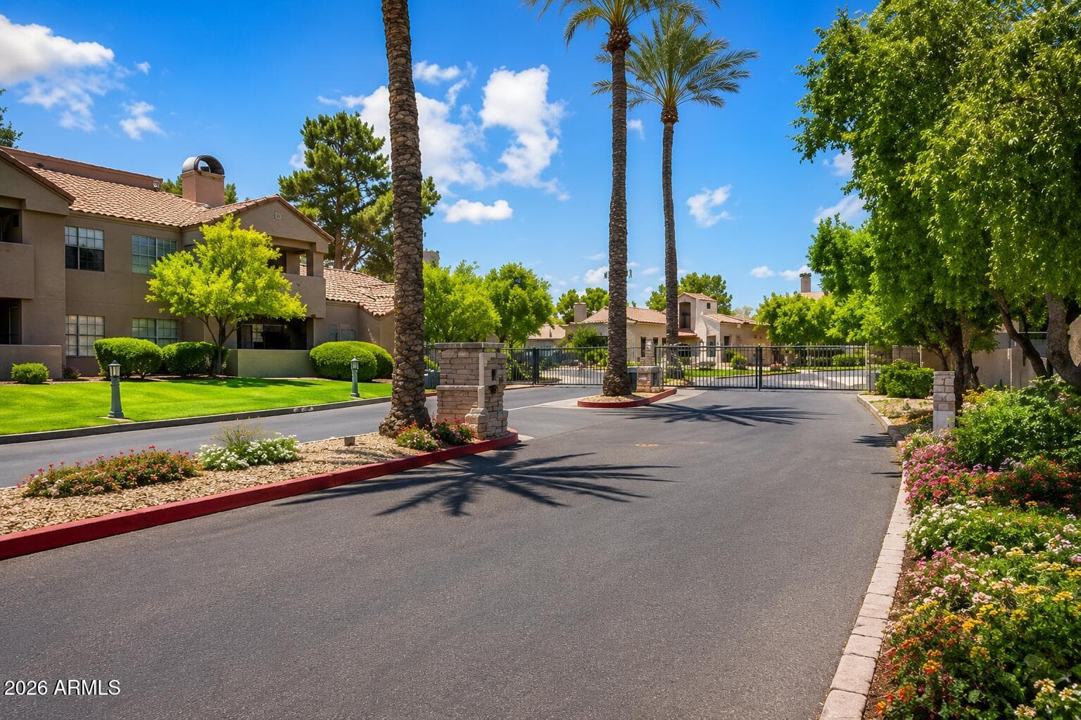 5950 N 78TH Street 221, Scottsdale, AZ 85250 — photo 2 of 26