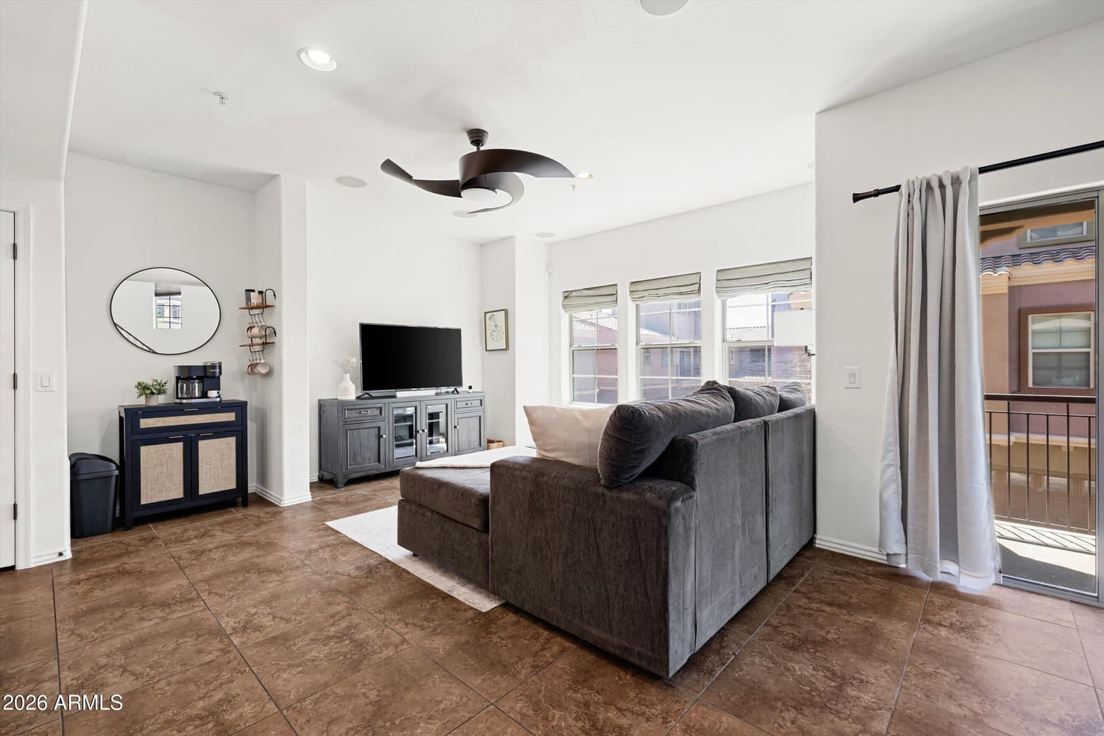 3935 E ROUGH RIDER Road 1252, Phoenix, AZ 85050 — photo 10 of 26