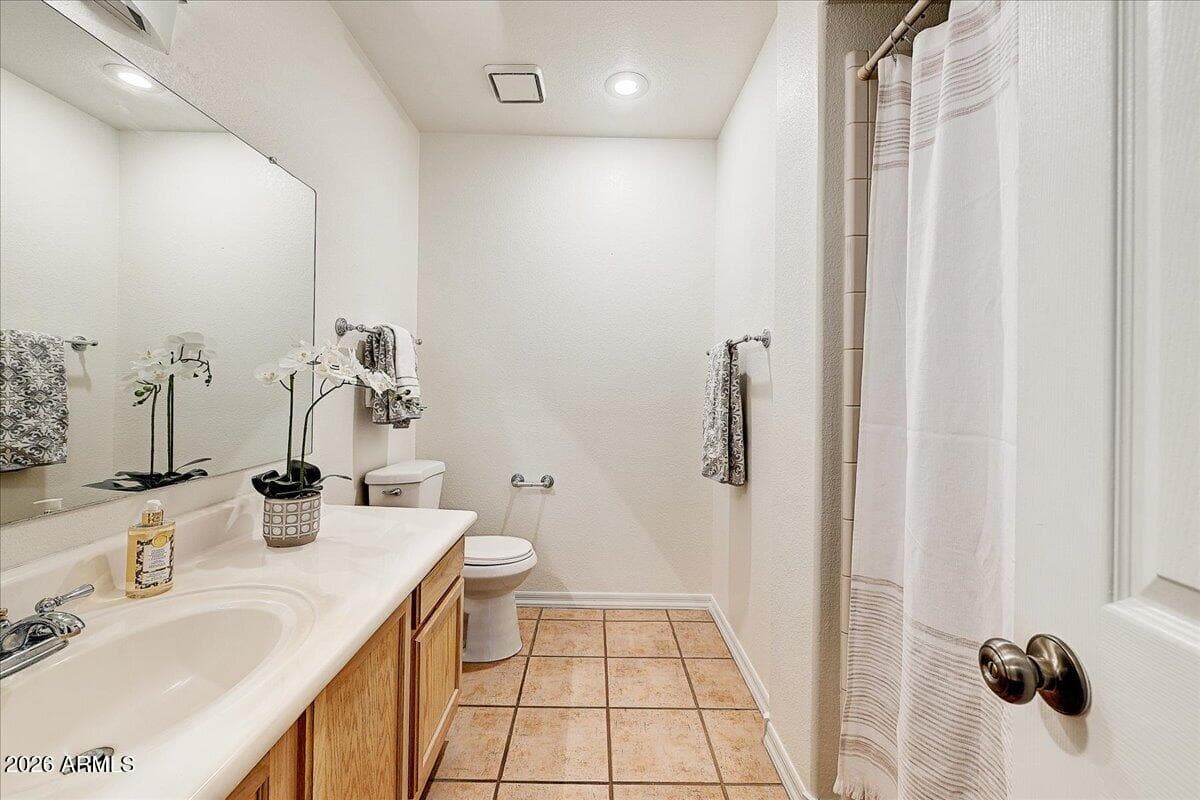 10101 N ARABIAN Trail 2033, Scottsdale, AZ 85258 — photo 13 of 27