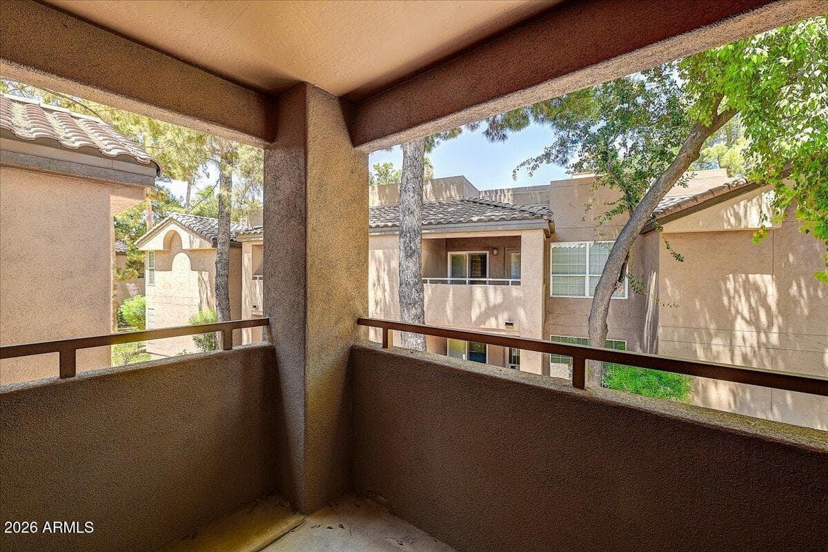 10101 N ARABIAN Trail 2033, Scottsdale, AZ 85258 — photo 8 of 27
