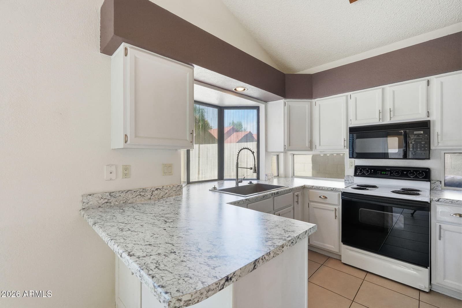 4687 W IVANHOE Street, Chandler, AZ 85226 — photo 11 of 33