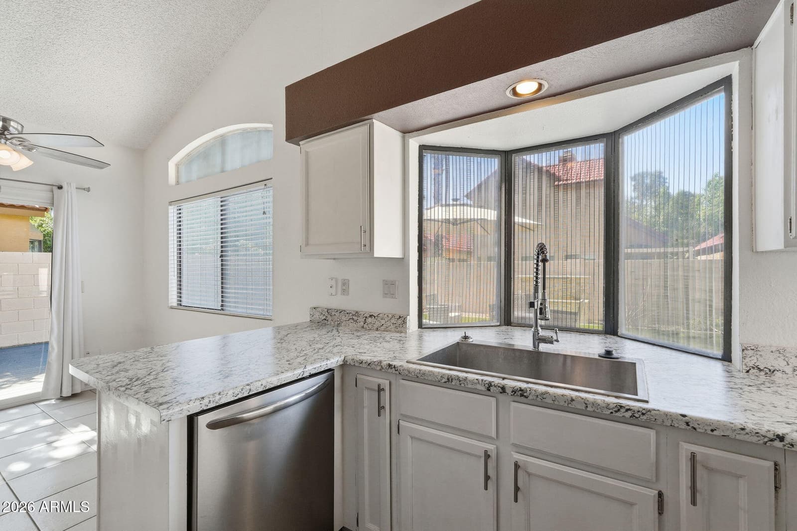 4687 W IVANHOE Street, Chandler, AZ 85226 — photo 12 of 33