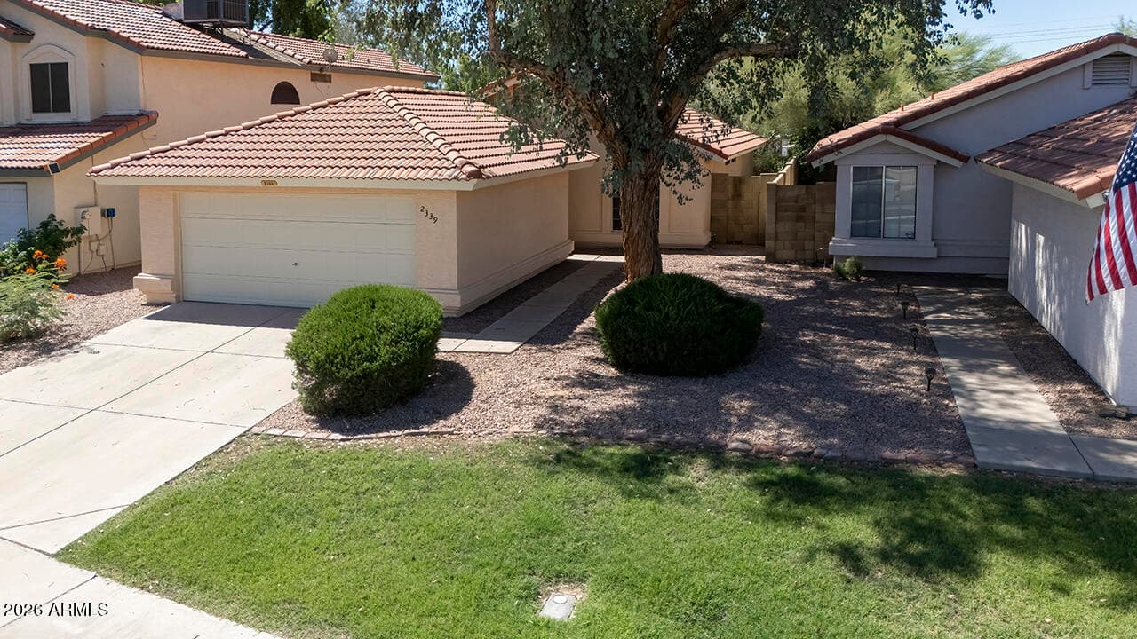 2339 W PARK Avenue, Chandler, AZ 85224 — photo 1 of 21