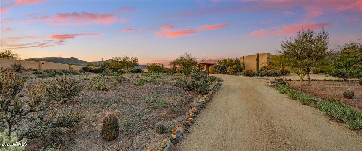 39405 N SPUR CROSS Road, Cave Creek, AZ 85331 — photo 3 of 43