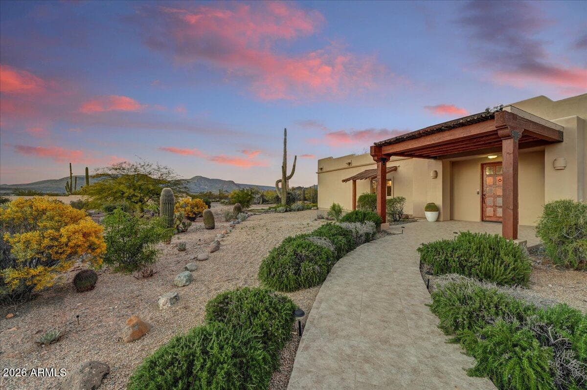 39405 N SPUR CROSS Road, Cave Creek, AZ 85331 — photo 7 of 43