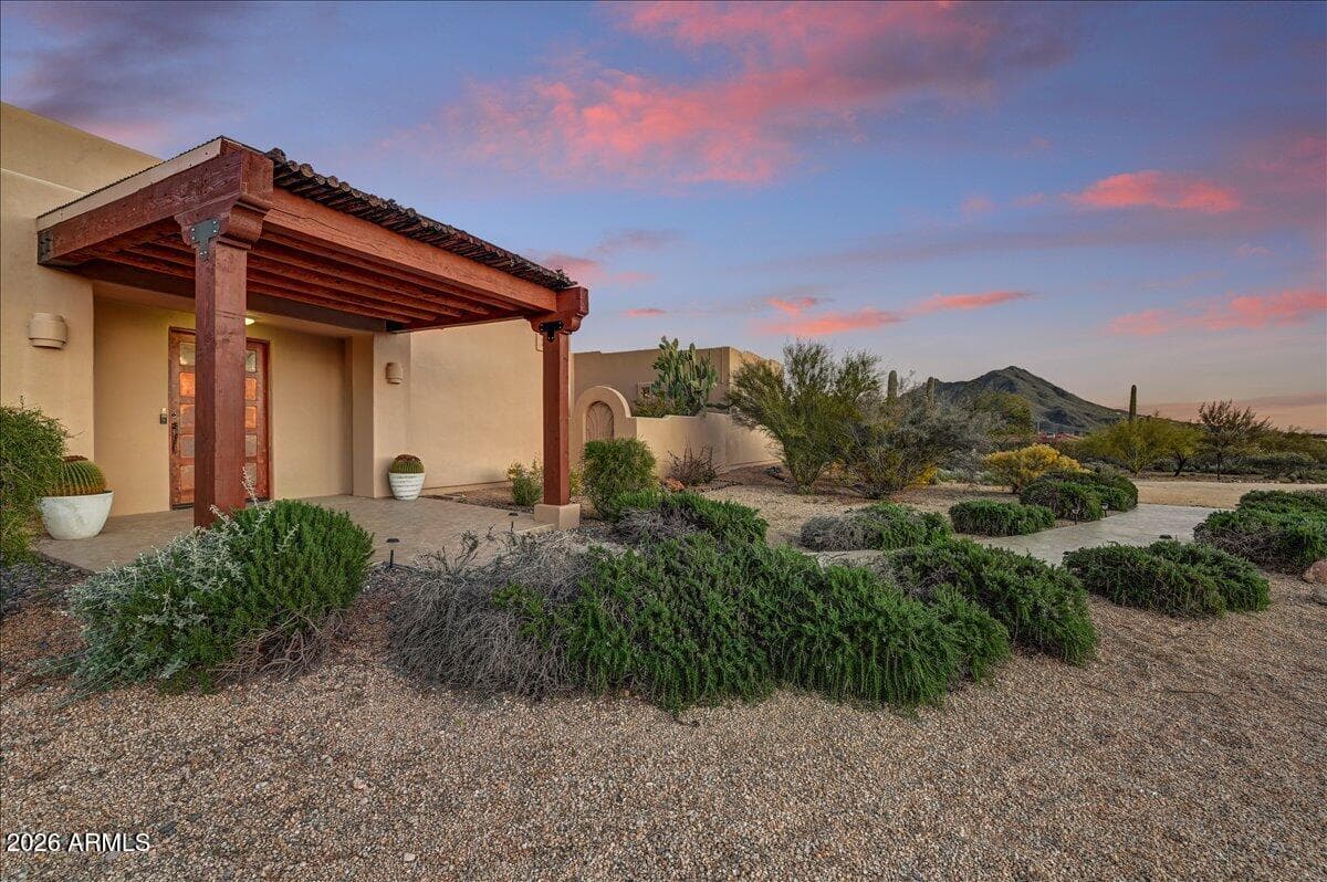 39405 N SPUR CROSS Road, Cave Creek, AZ 85331 — photo 8 of 43