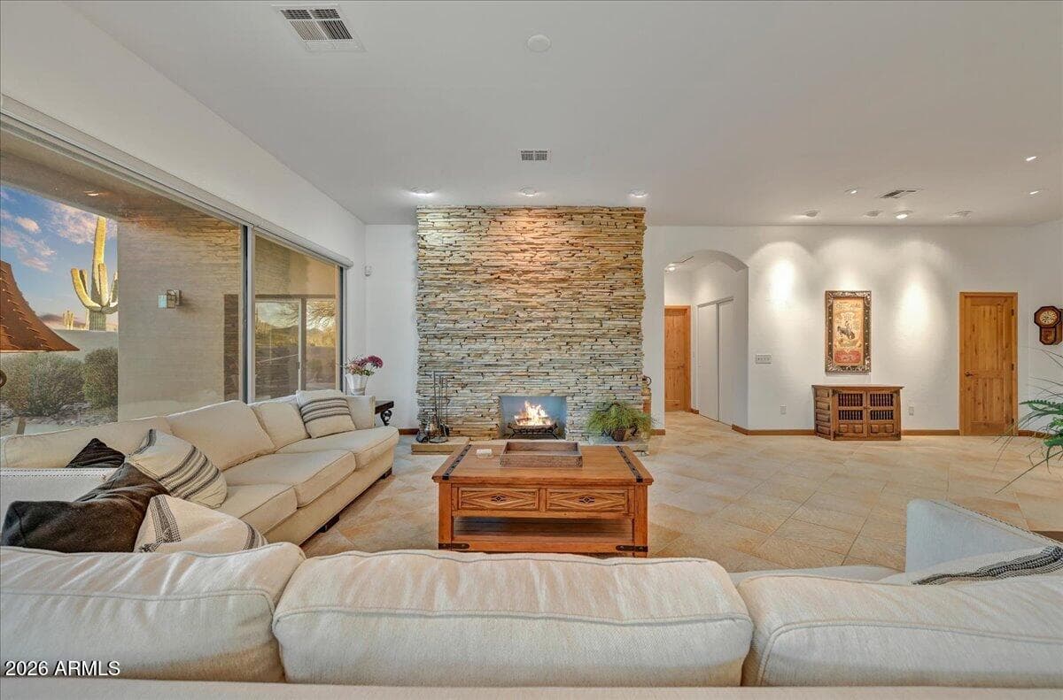 39405 N SPUR CROSS Road, Cave Creek, AZ 85331 — photo 12 of 43