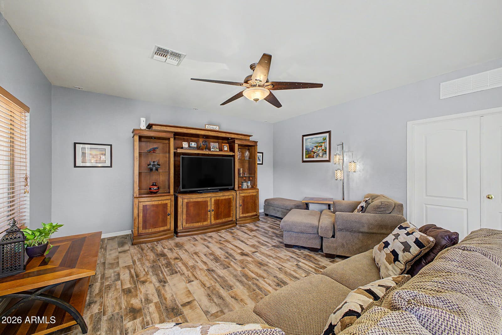 1774 E WILDFLOWER Lane, Casa Grande, AZ 85122 — photo 14 of 103