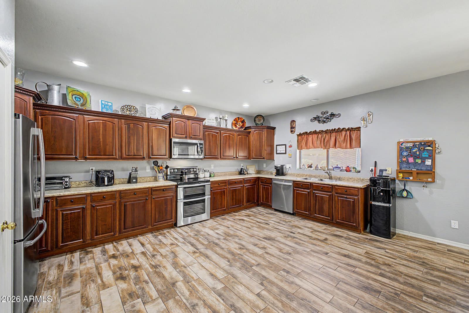 1774 E WILDFLOWER Lane, Casa Grande, AZ 85122 — photo 23 of 103