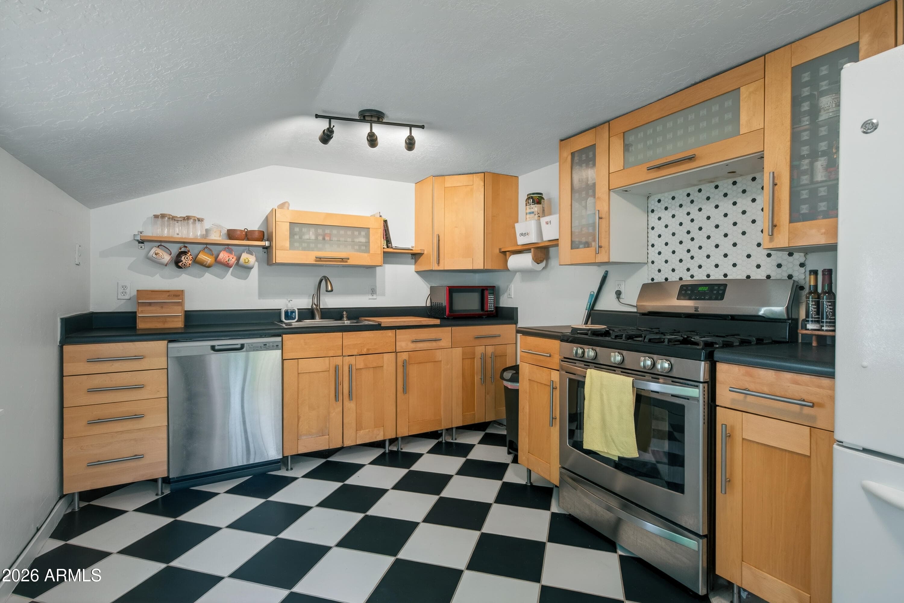 716 N 6TH Street, Cottonwood, AZ 86326 — photo 11 of 28
