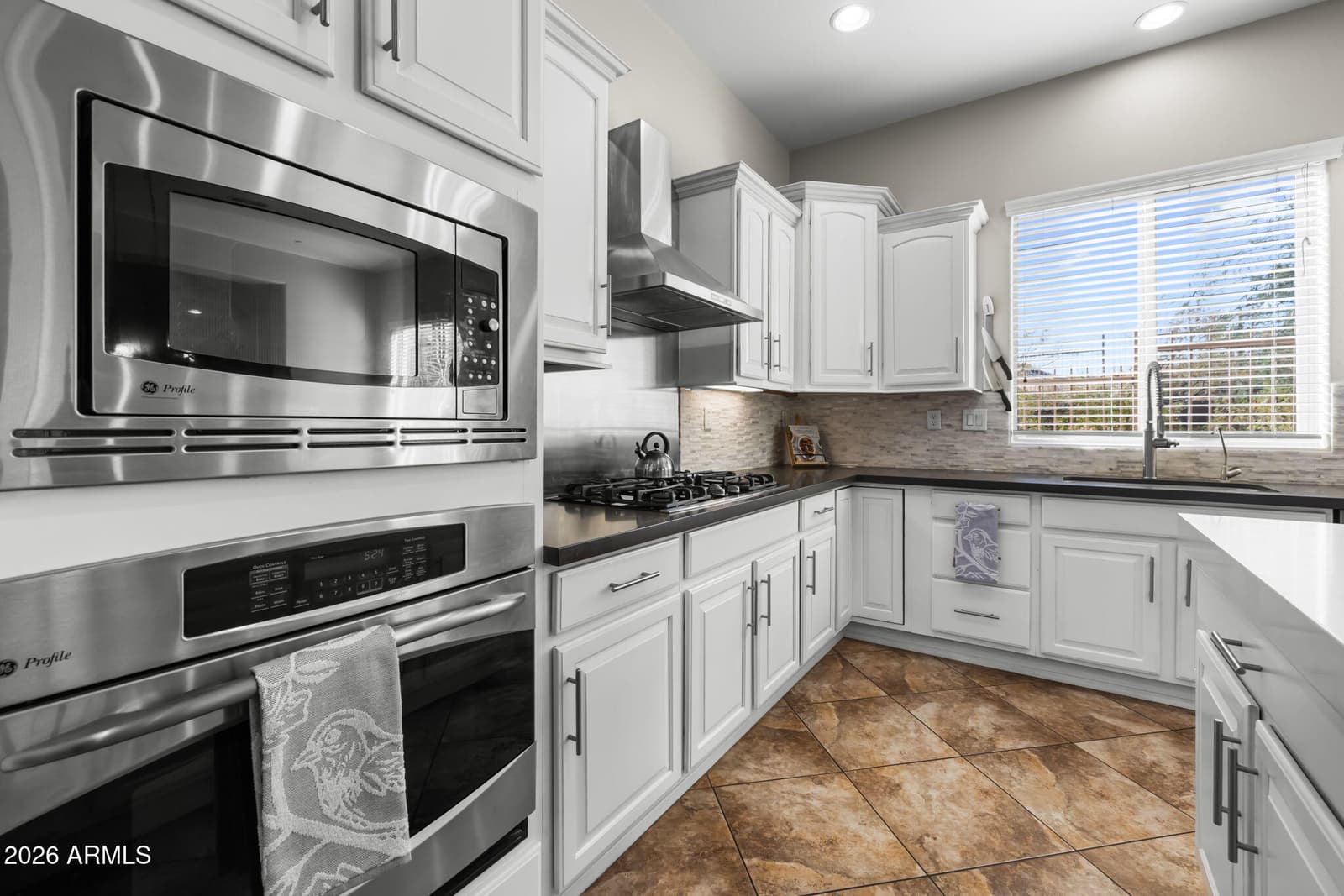 28119 N 17TH Drive, Phoenix, AZ 85085 — photo 28 of 118