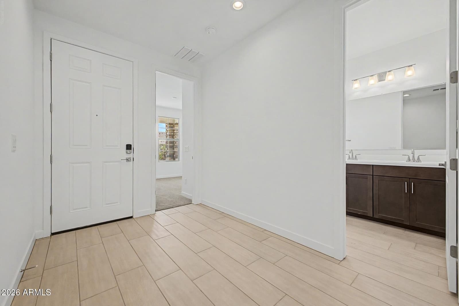 8050 W GRANADA Road, Phoenix, AZ 85035 — photo 10 of 34