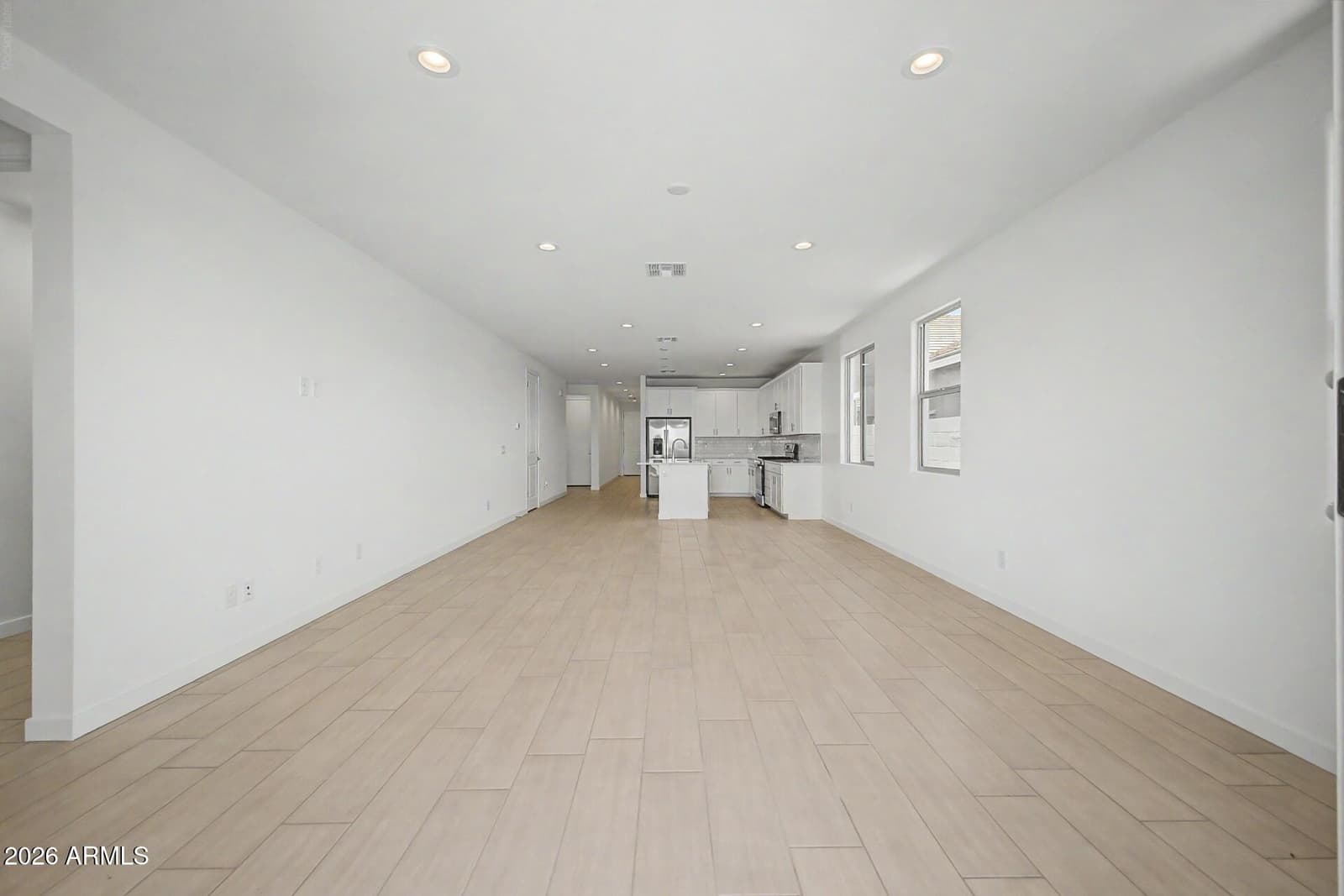 8037 W GRANADA Road, Phoenix, AZ 85035 — photo 8 of 36