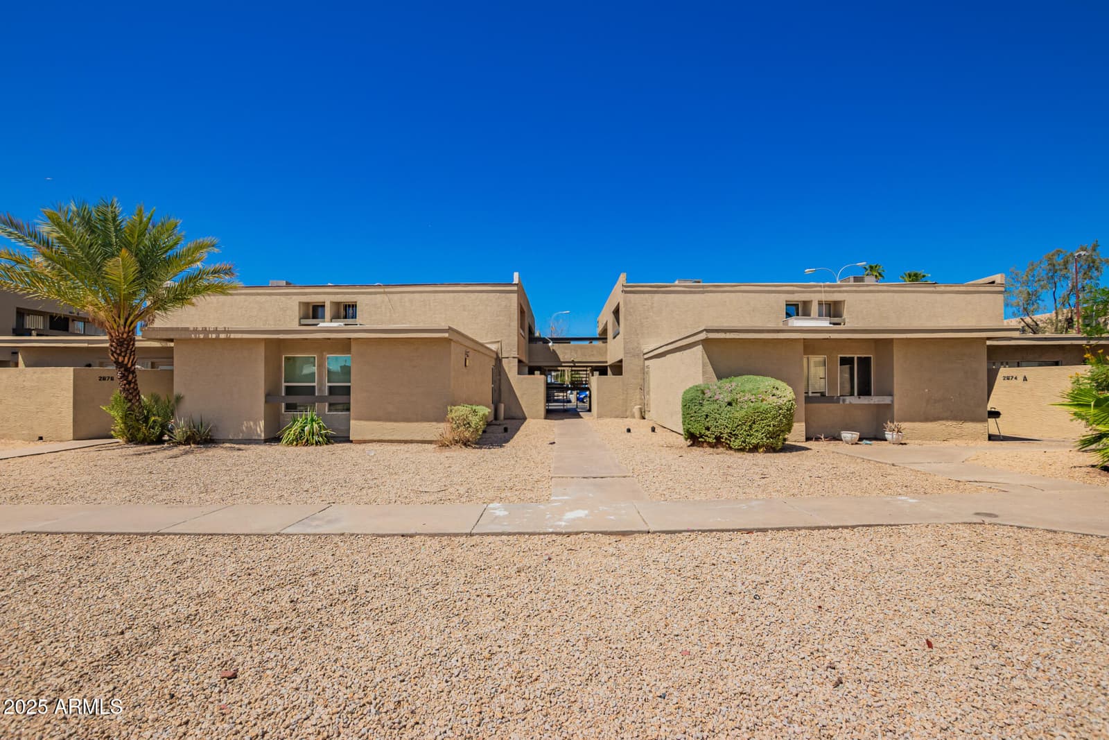 2674 N 43RD Avenue D, Phoenix, AZ 85009 — photo 1 of 19