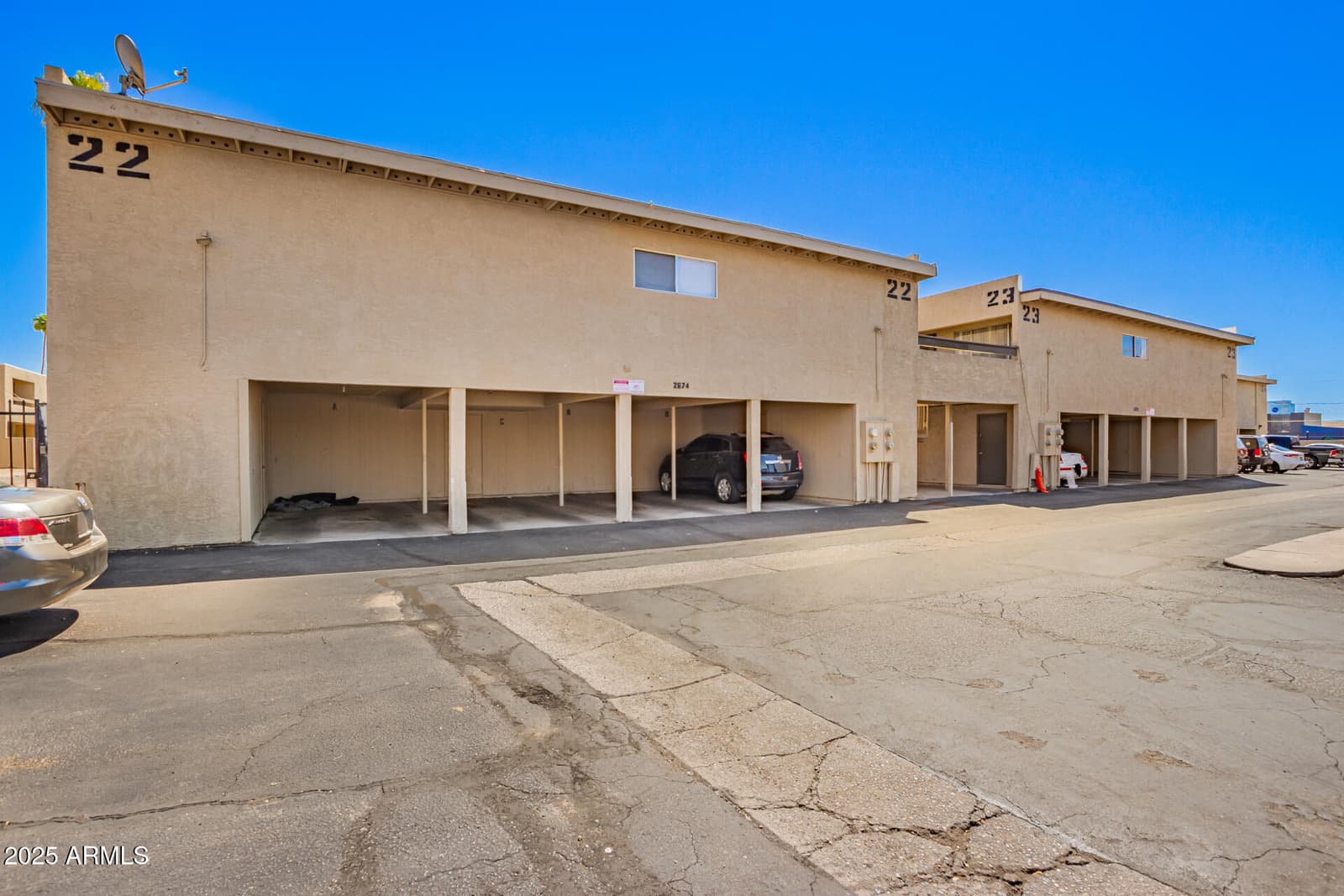2674 N 43RD Avenue D, Phoenix, AZ 85009 — photo 4 of 19