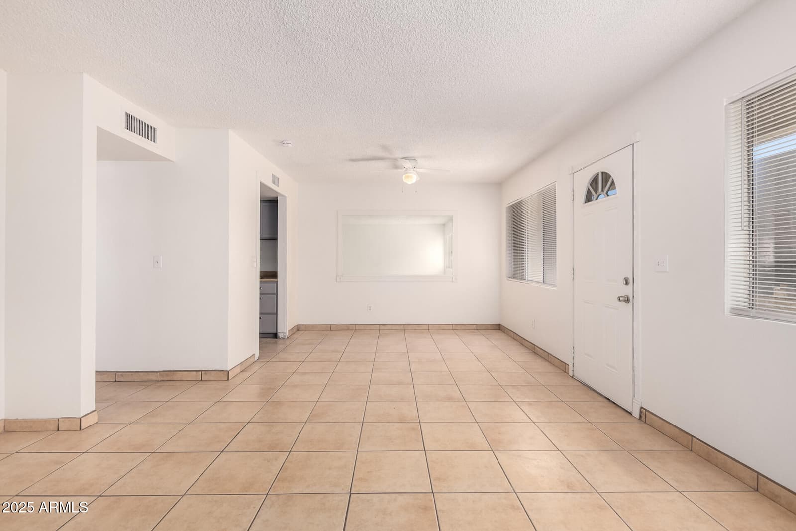 2674 N 43RD Avenue D, Phoenix, AZ 85009 — photo 6 of 19