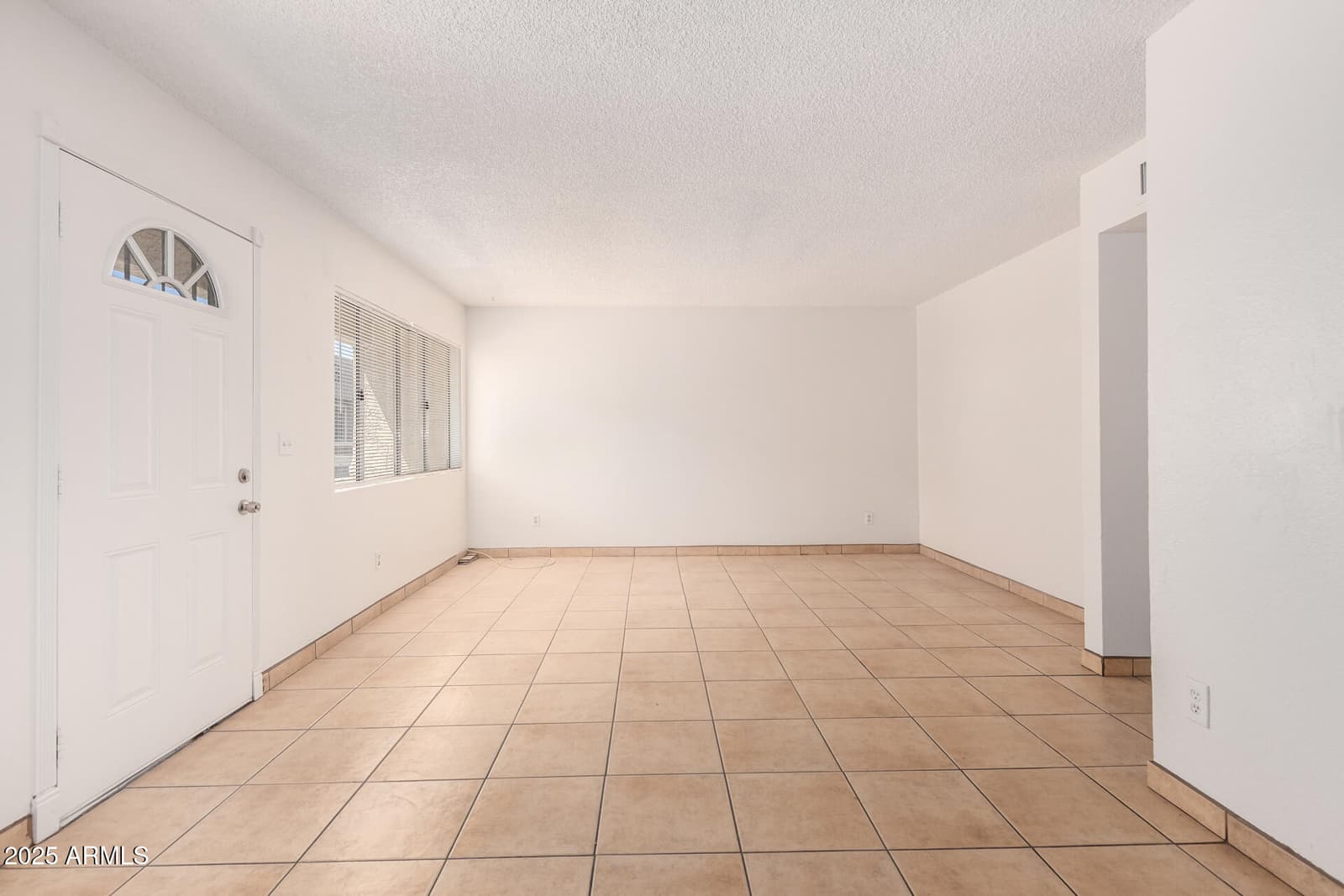 2674 N 43RD Avenue D, Phoenix, AZ 85009 — photo 11 of 19