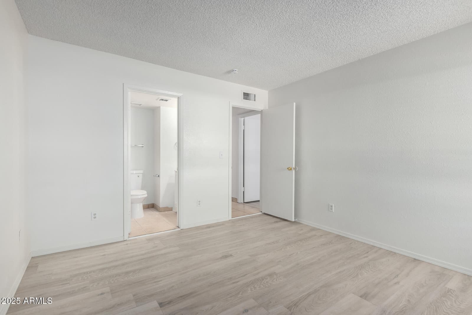 2674 N 43RD Avenue D, Phoenix, AZ 85009 — photo 18 of 19
