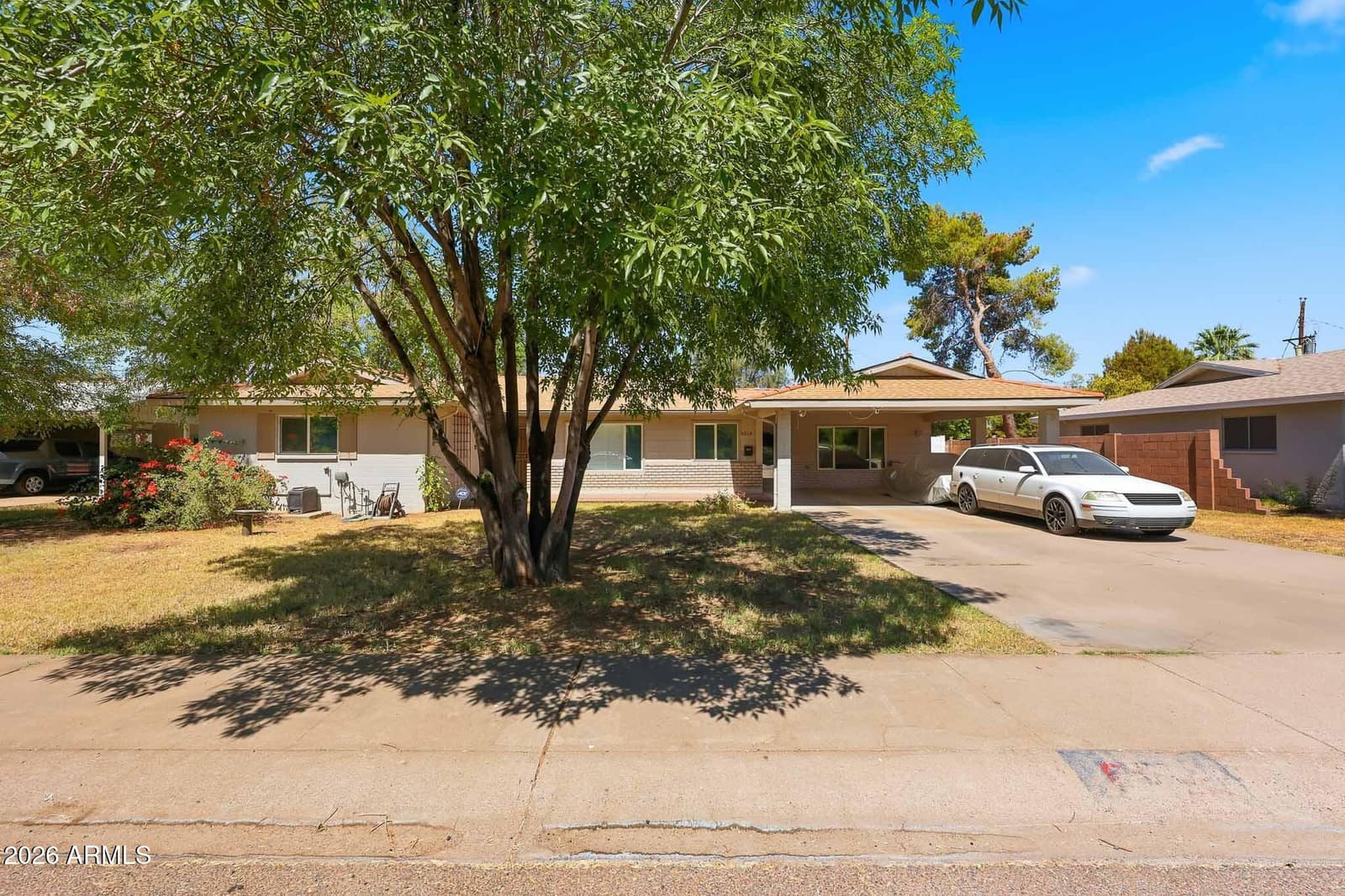 6518 N 16TH Avenue, Phoenix, AZ 85015 — photo 9 of 60