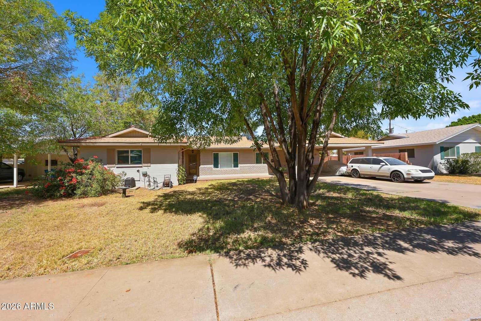 6518 N 16TH Avenue, Phoenix, AZ 85015 — photo 11 of 60