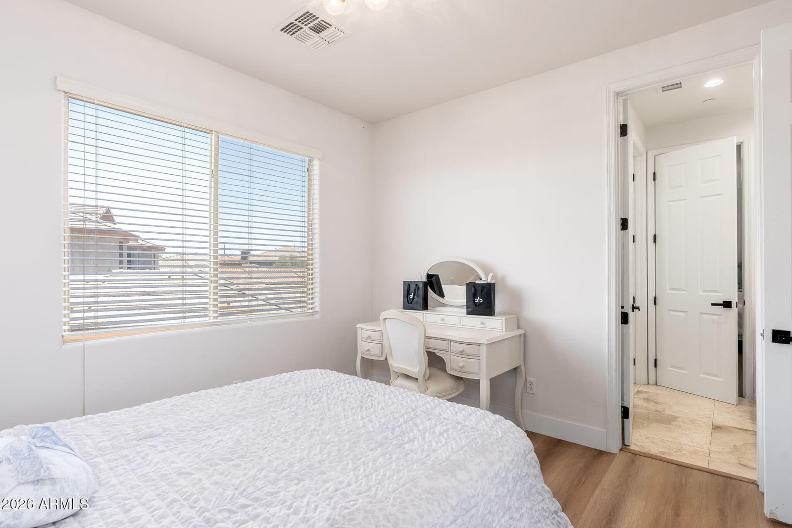 3817 E TRACKER Trail, Phoenix, AZ 85050 — photo 40 of 73
