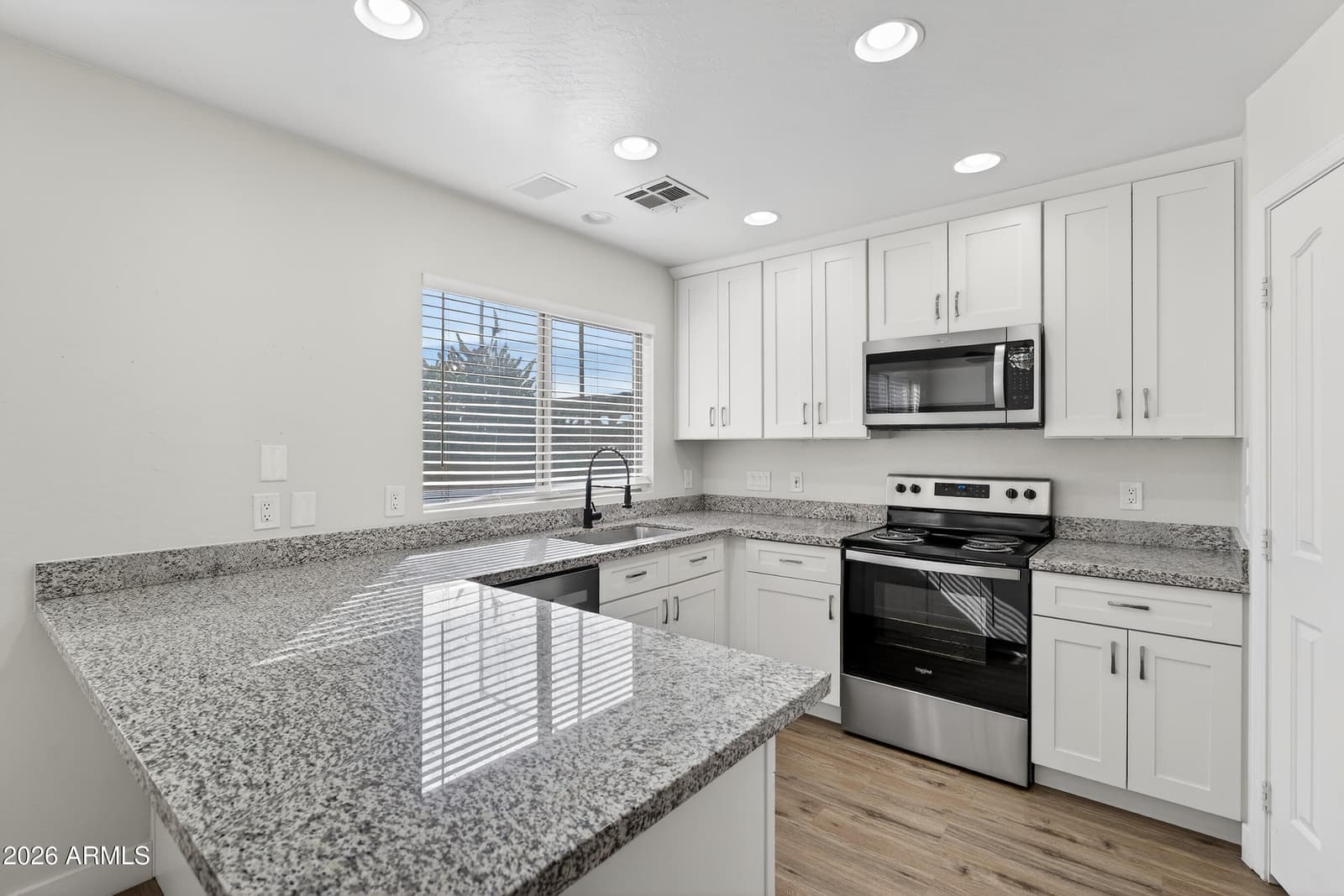 1365 E BETSY Lane, Gilbert, AZ 85296 — photo 15 of 50