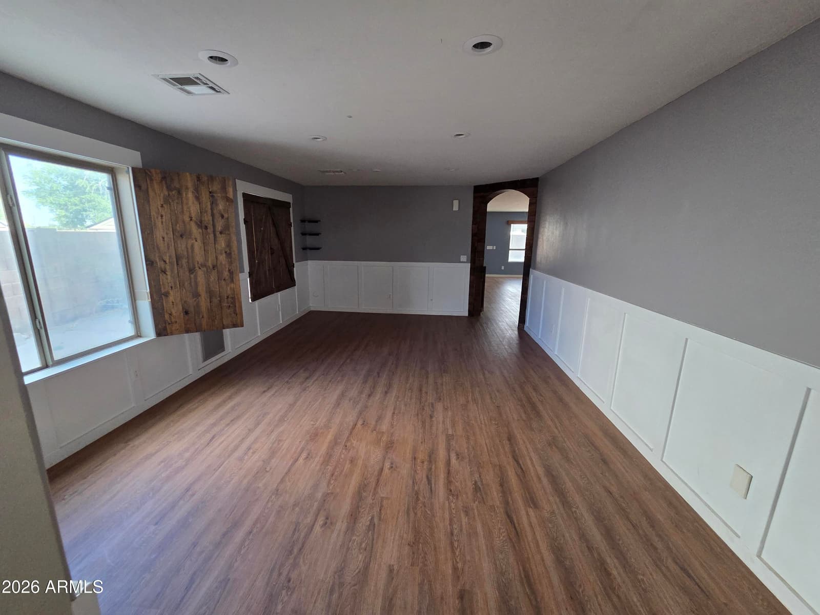 775 E LESLIE Avenue, San Tan Valley, AZ 85140 — photo 4 of 19