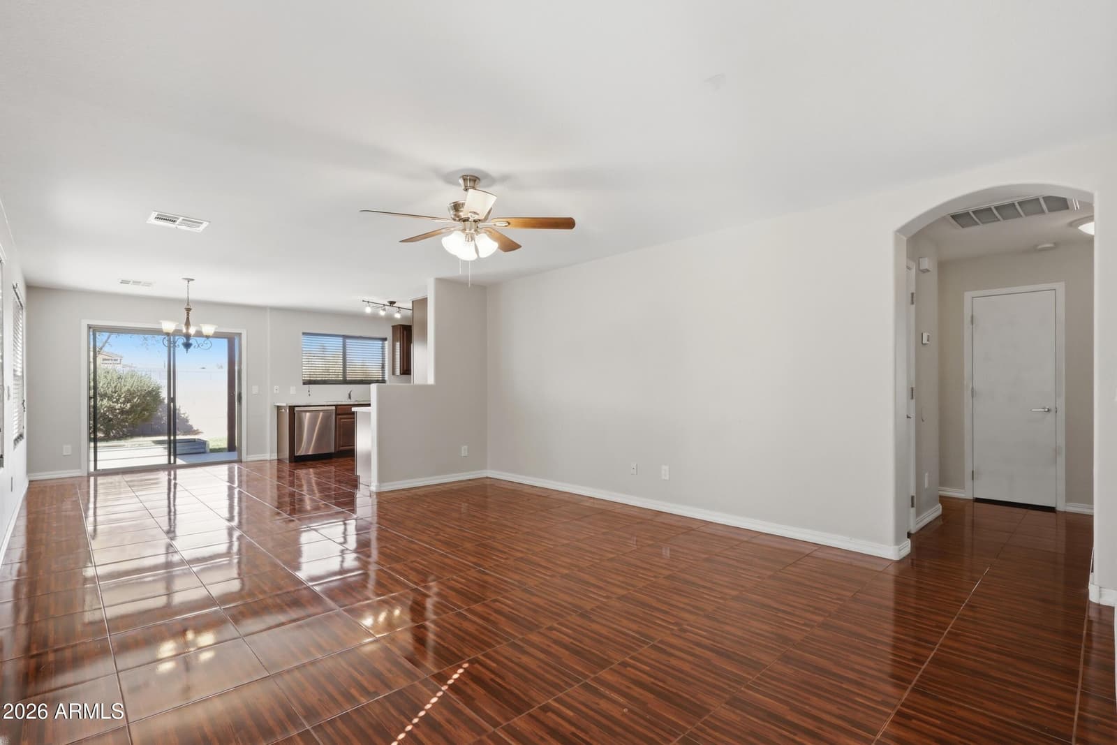 3560 W MESQUITE Avenue, San Tan Valley, AZ 85144 — photo 3 of 39