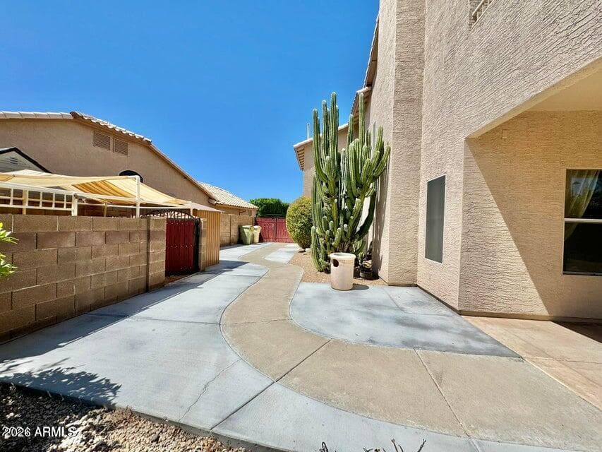 7865 W KRISTAL Way, Glendale, AZ 85308 — photo 6 of 48