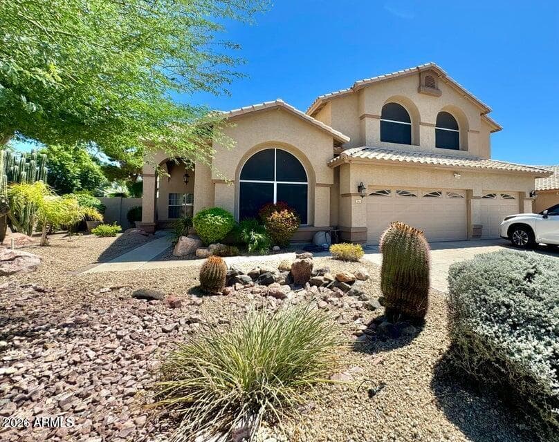 7865 W KRISTAL Way, Glendale, AZ 85308 — photo 8 of 48