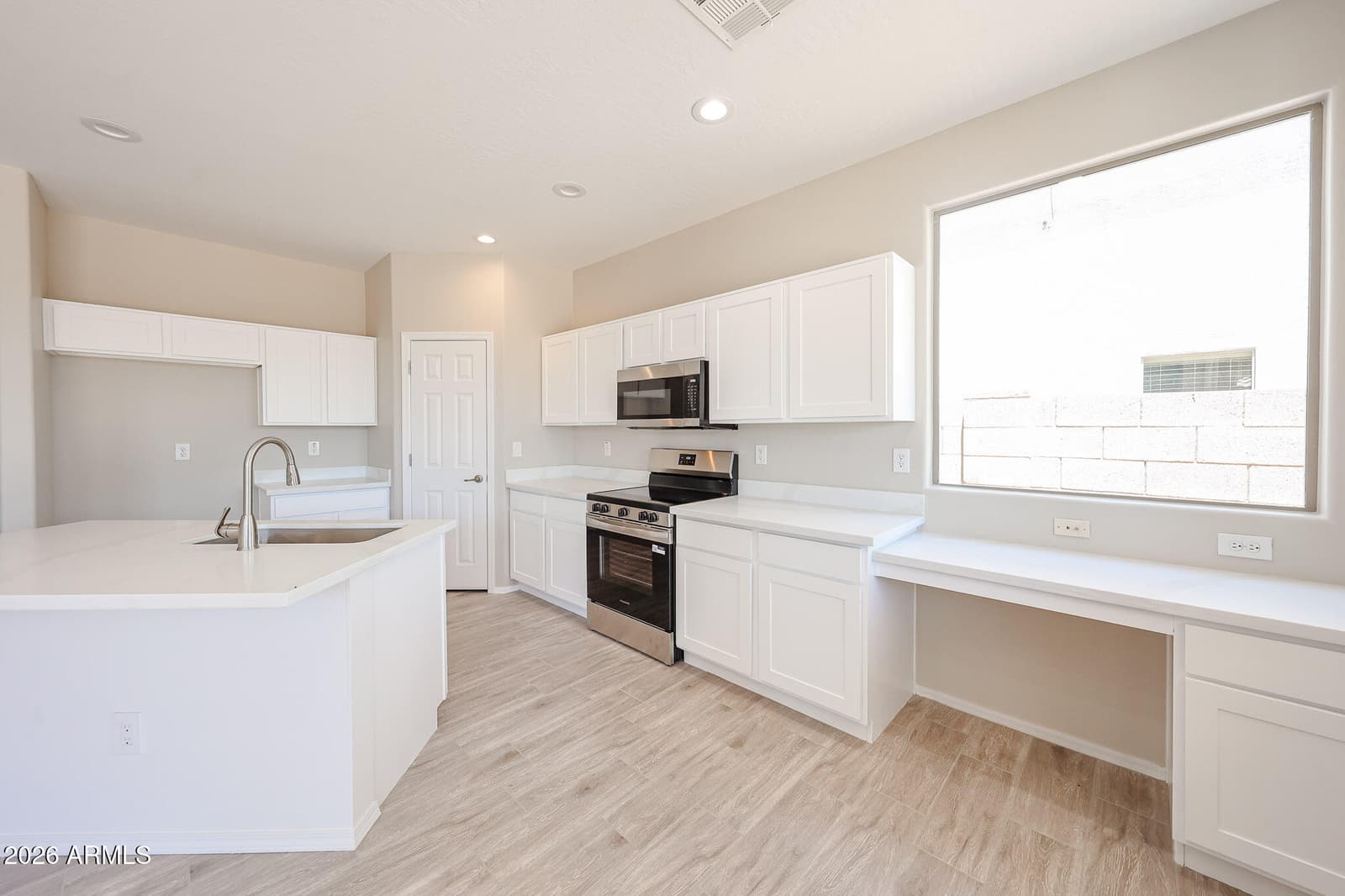 18161 N COOK Drive, Maricopa, AZ 85138 — photo 8 of 39