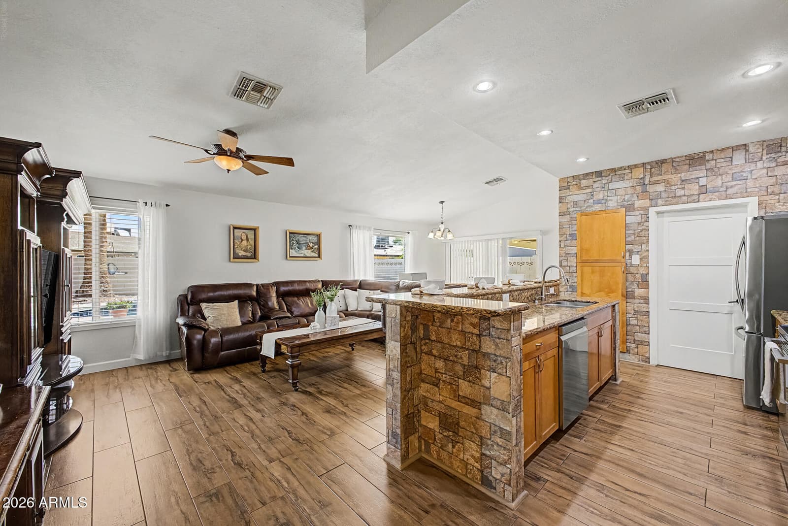 755 W Laguna Azul Avenue, Mesa, AZ 85210 — photo 13 of 40
