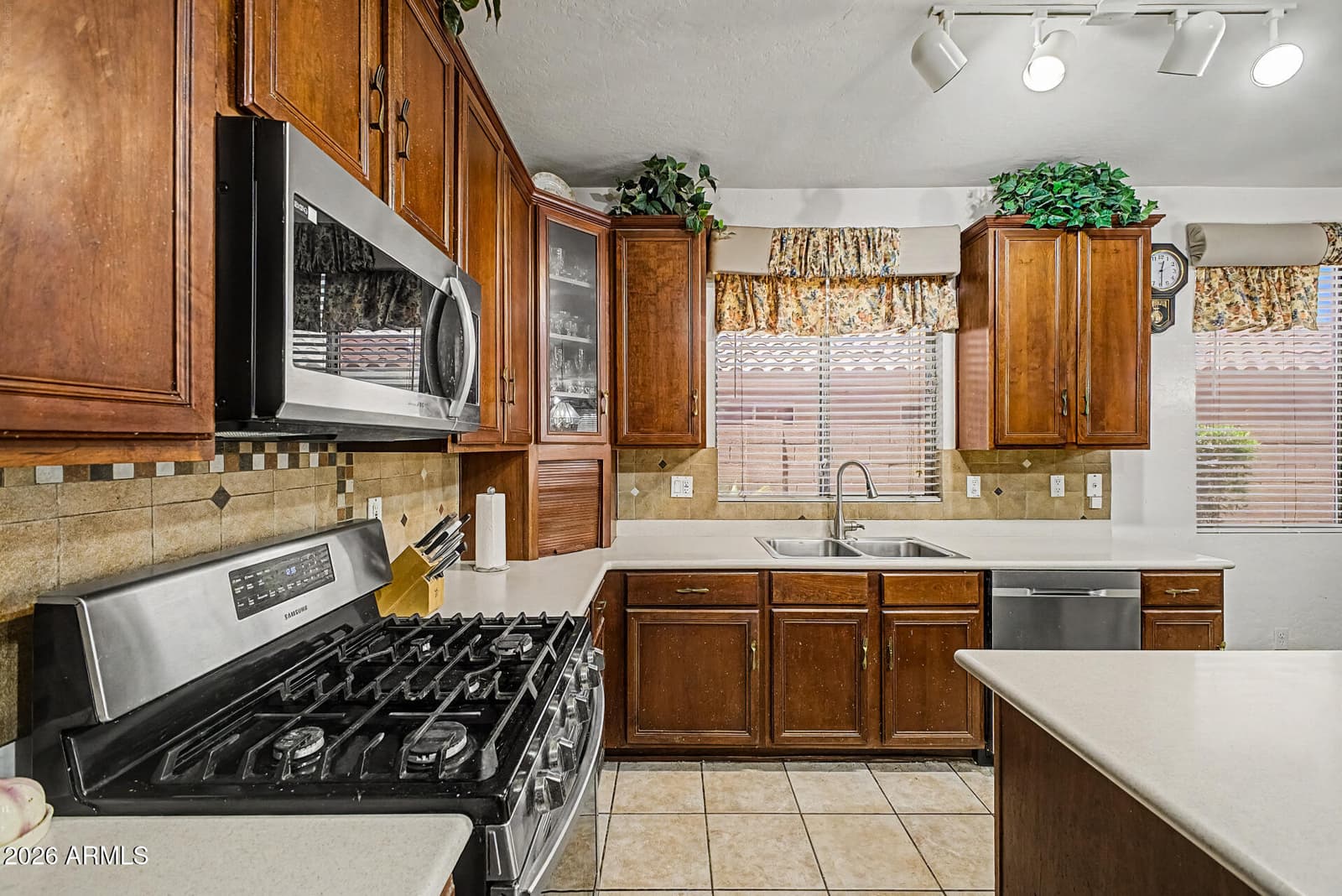 692 W CITRUS Way, Chandler, AZ 85248 — photo 23 of 62
