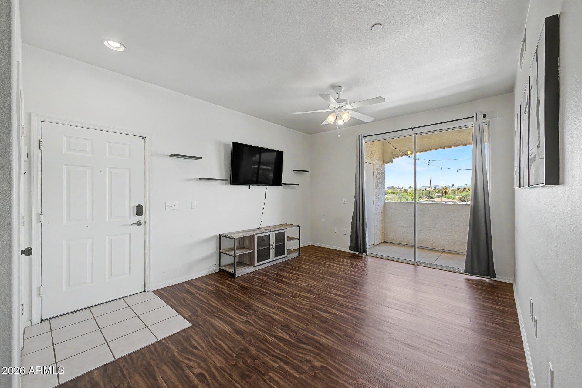 3302 N 7TH Street 318, Phoenix, AZ 85014 — photo 9 of 37