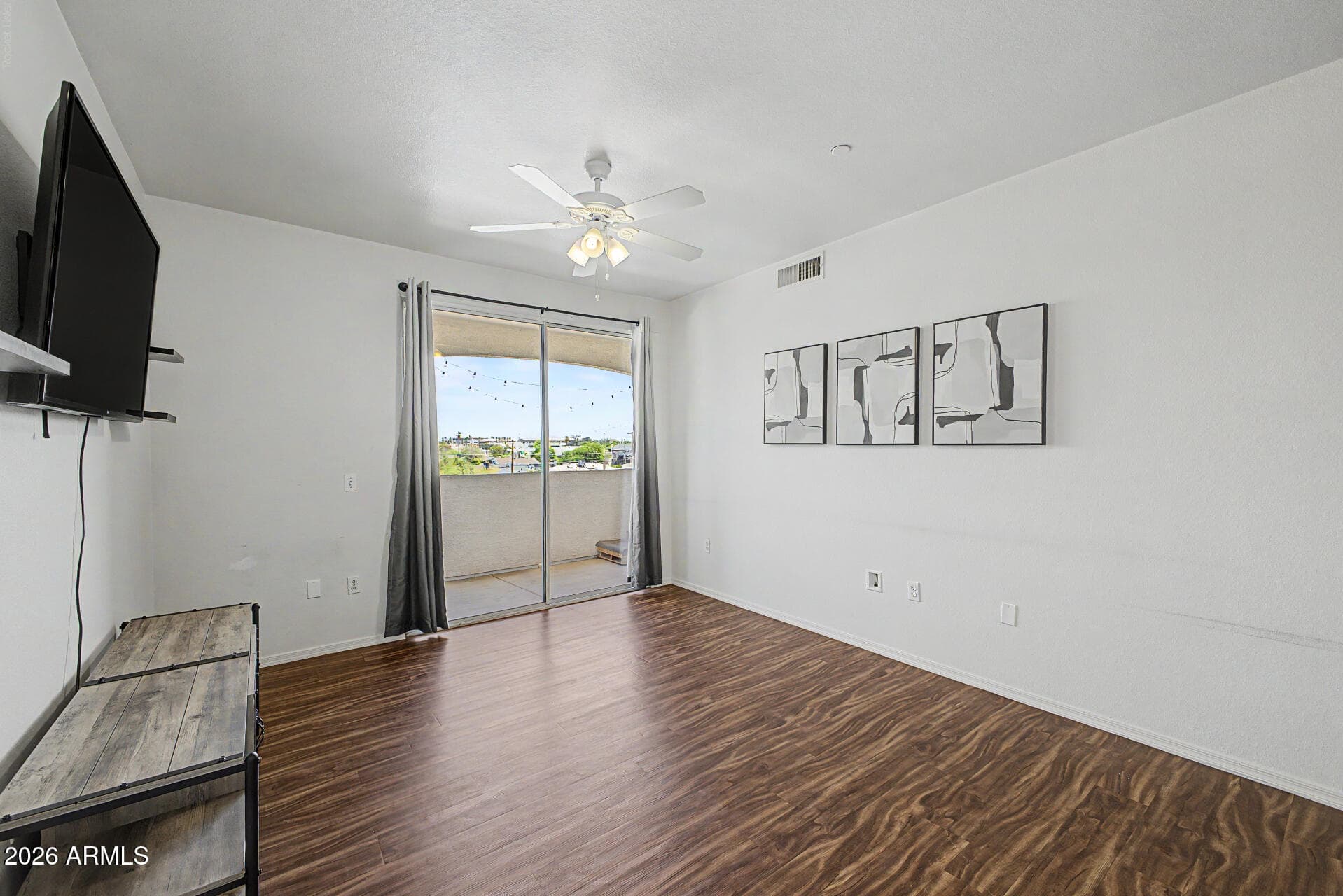 3302 N 7TH Street 318, Phoenix, AZ 85014 — photo 12 of 37