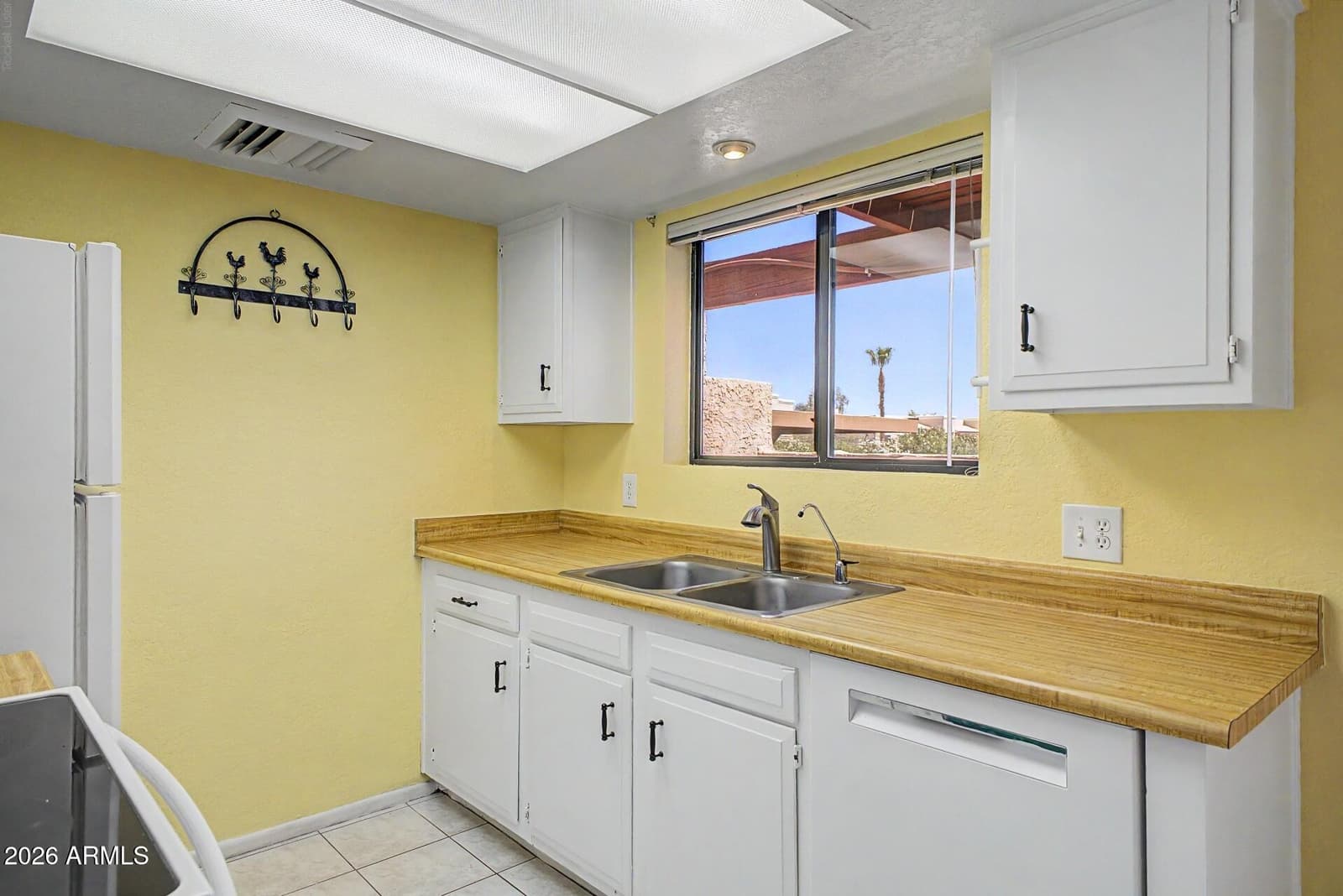 16336 E PALISADES Boulevard 9, Fountain Hills, AZ 85268 — photo 5 of 29