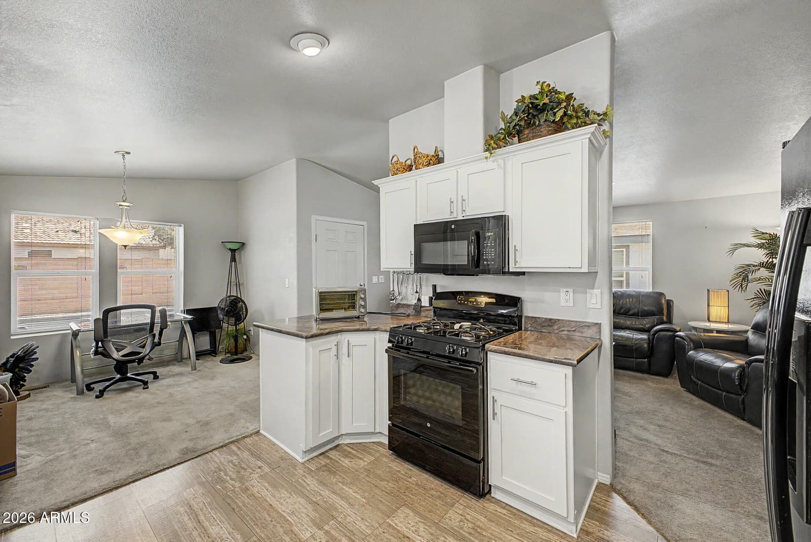 2131 E UNION HILLS Drive M34, Phoenix, AZ 85024 — photo 7 of 26