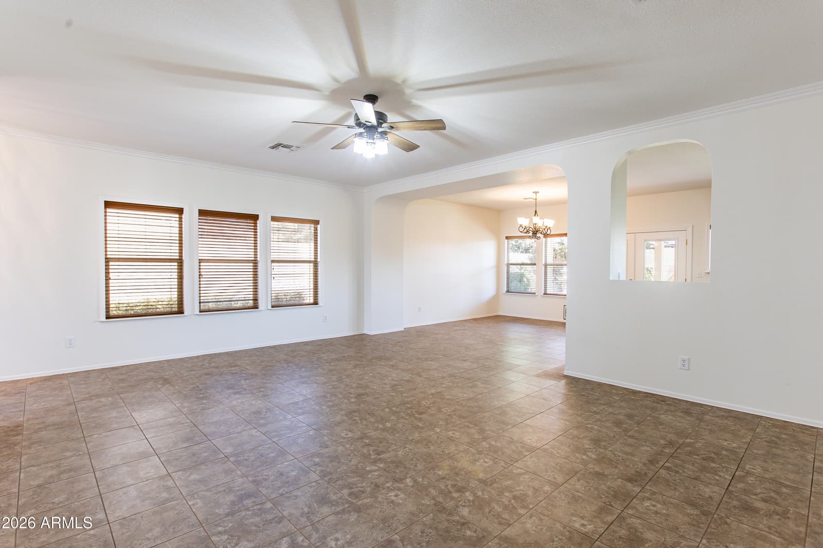 8061 E OBISPO Avenue, Mesa, AZ 85212 — photo 7 of 37