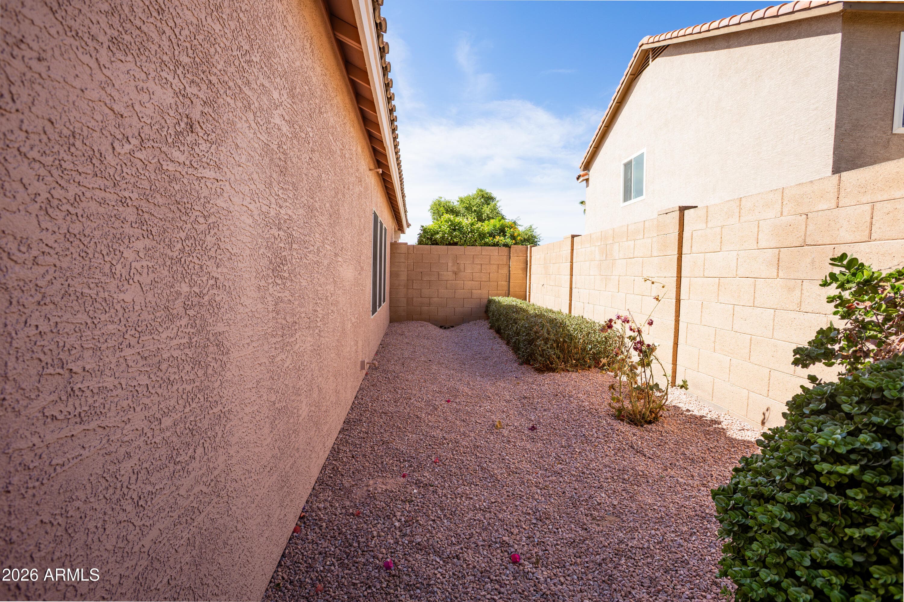 8061 E OBISPO Avenue, Mesa, AZ 85212 — photo 32 of 37