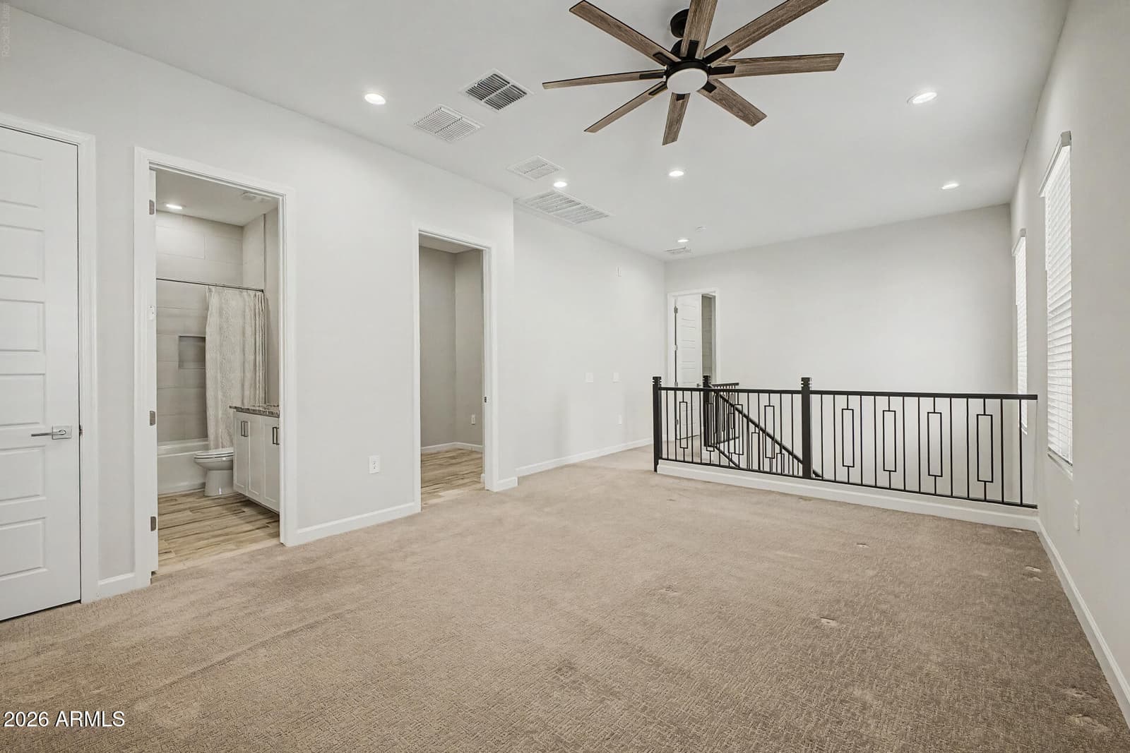 5050 E ANDERSON Drive, Scottsdale, AZ 85254 — photo 17 of 47