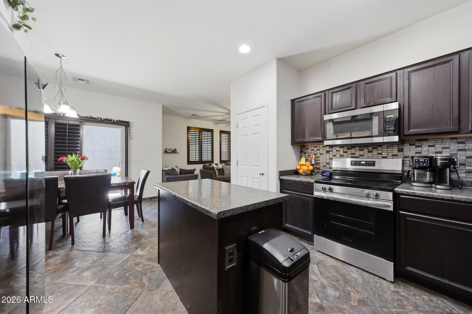 9336 S 33RD Drive S, Laveen, AZ 85339 — photo 11 of 40