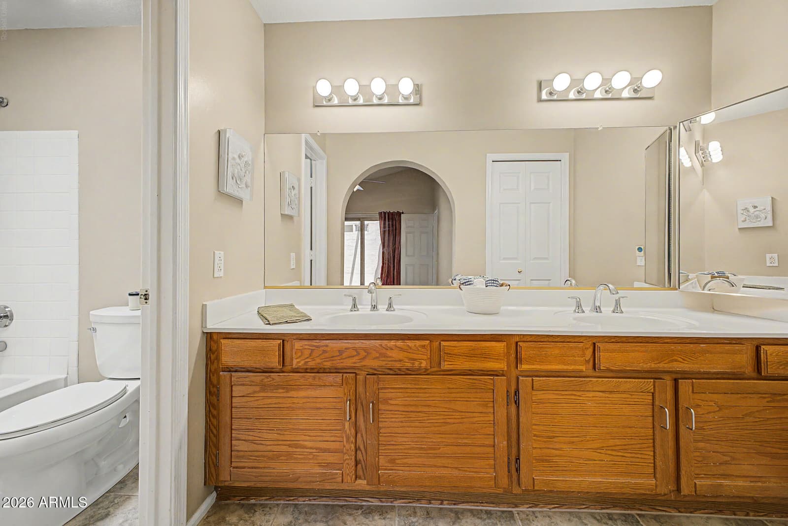 4606 E SHOMI Street, Phoenix, AZ 85044 — photo 14 of 25