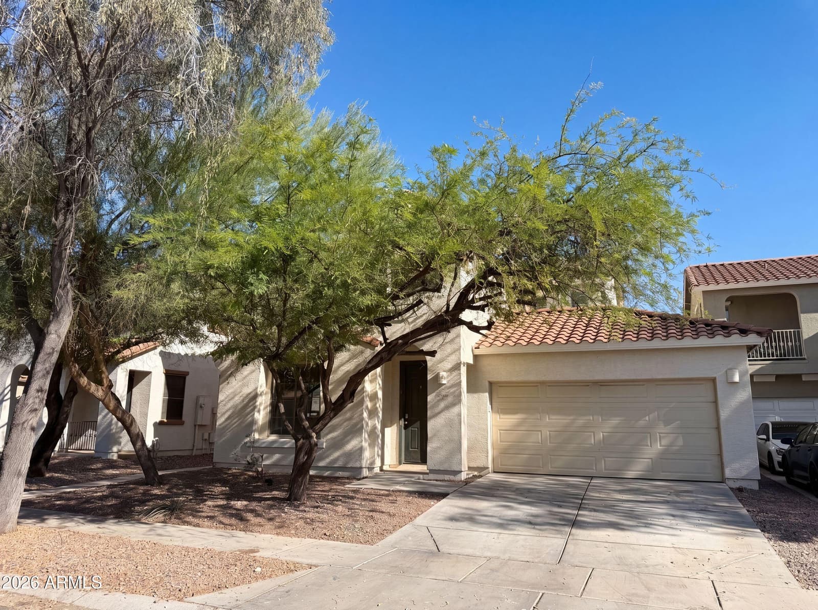3769 E FLAMINGO Way, Gilbert, AZ 85297 — photo 2 of 36