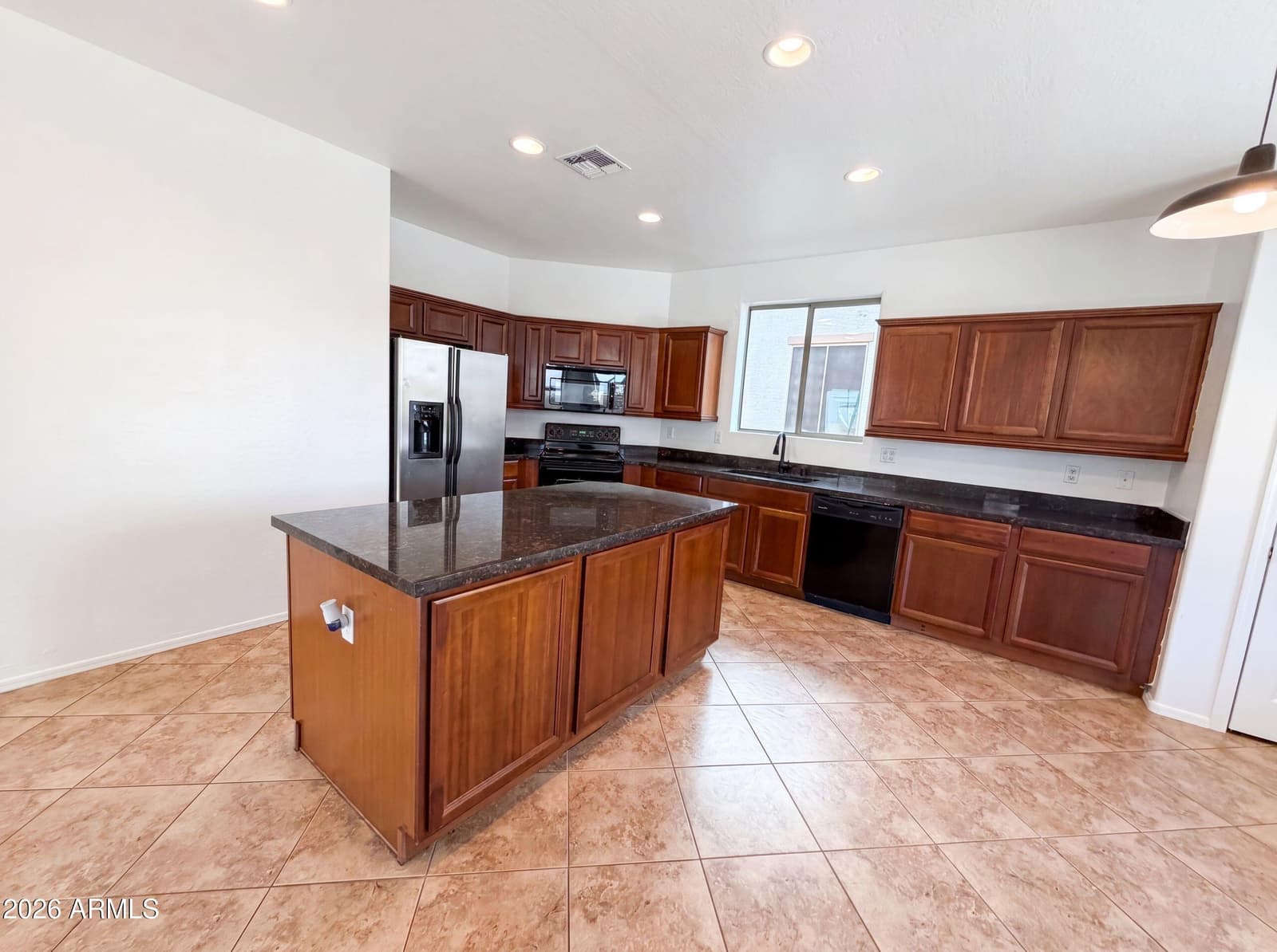 3769 E FLAMINGO Way, Gilbert, AZ 85297 — photo 15 of 36