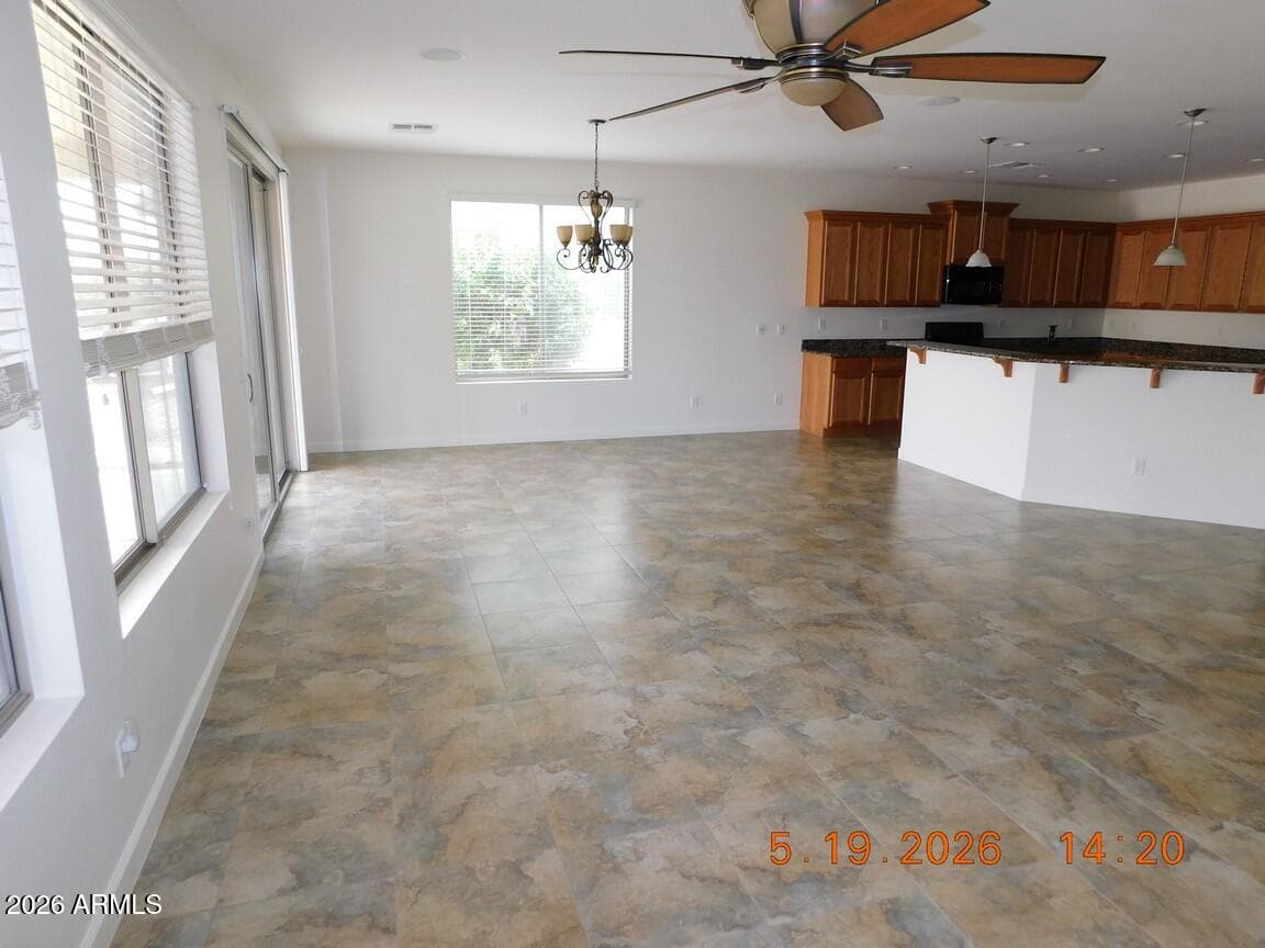 5445 N SCOTTSDALE Road, Eloy, AZ 85131 — photo 11 of 48